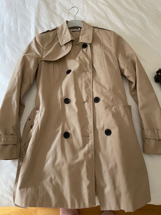 Trench beige taglia M Stradivarius