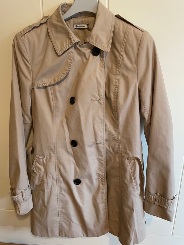 Trench beige taglia M Stradivarius