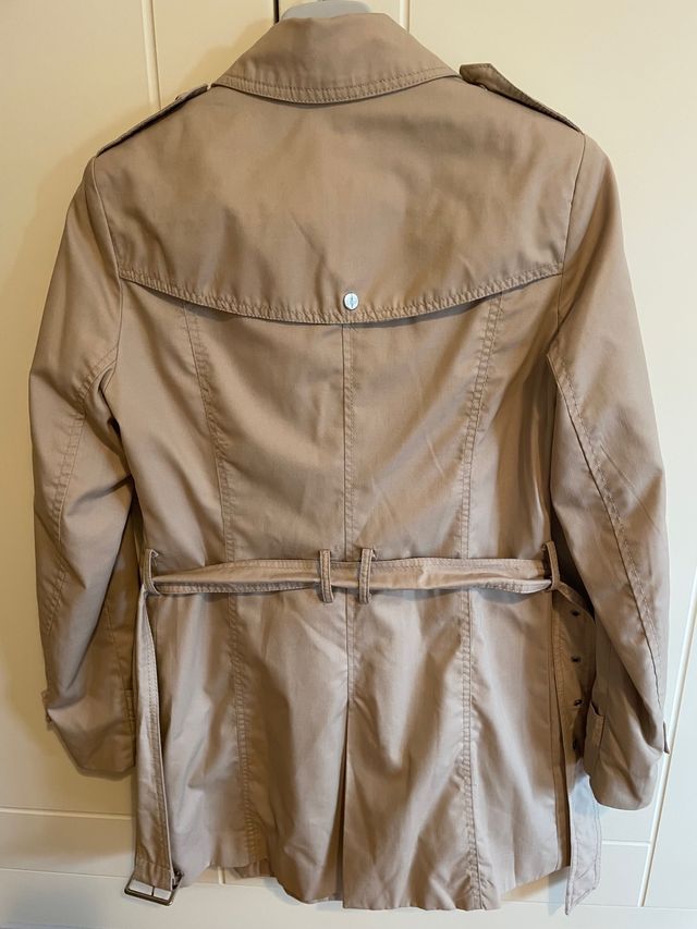 Trench beige taglia M Stradivarius