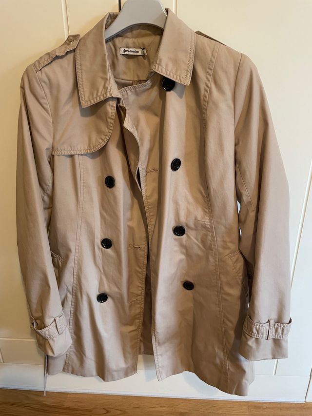 Trench beige taglia M Stradivarius