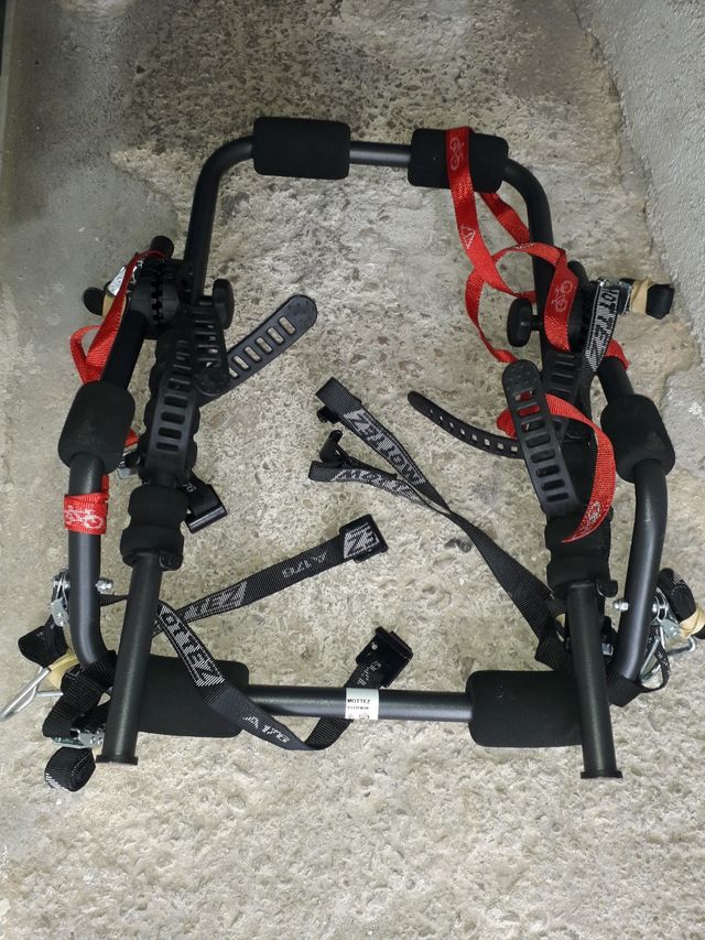 Portabicis Mottez portón trasero. Nuevo.