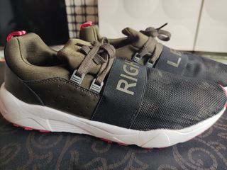 Zapatillas hombre N.45 de segunda mano por 15 EUR en Zaragoza en WALLAPOP