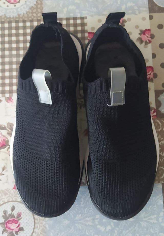 Zapatilla ZARA unisex, talla 34/35