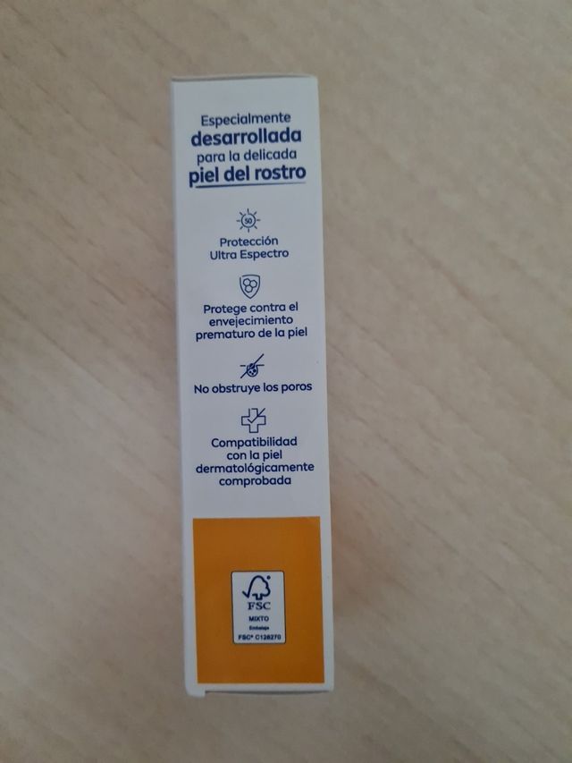 Crema protección facial
