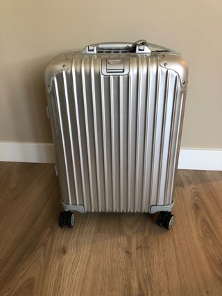 Rimowa maleta de segunda mano por 749 EUR en Torrelodones en WALLAPOP