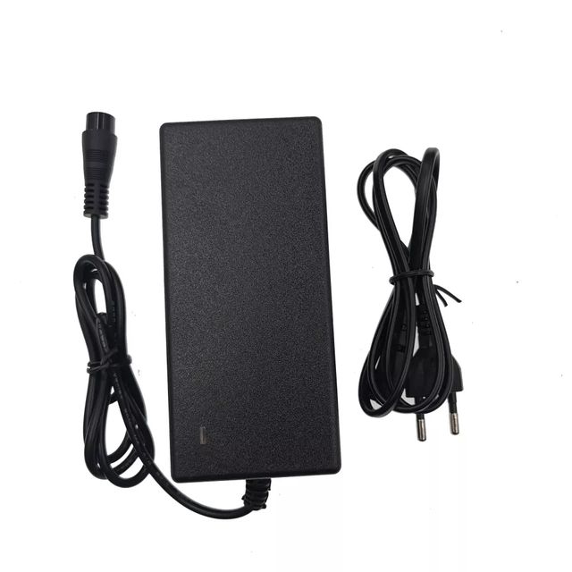 Cargador 60V clavija GX16 hembra patinete eléctric