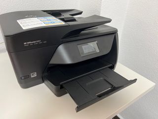 Impresora HP OfficeJet 6951+lote cartuchos de segunda mano por 150 EUR en  Oliva en WALLAPOP