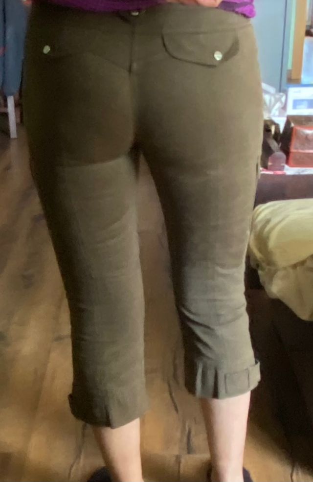 Pantalones pirata Karen Millen T-38 khaki