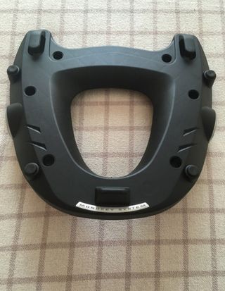 Baul moto Givi de segunda mano en Sevilla en WALLAPOP