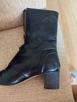Botines cremallera delantera zara talla 38 de segunda mano por 15 EUR en  Madrid en WALLAPOP