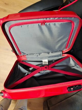 Maleta cabina Samsonite Marvel Iron Man de segunda mano por 110 EUR en  Logroño en WALLAPOP