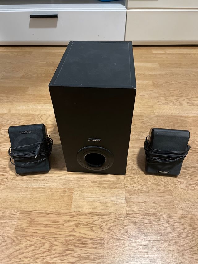 Altavoz marca CREDTIVE