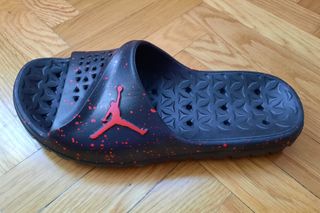 Chanclas Nike Jordan Súper Fly Team. de segunda mano por 25 EUR en  Veguellina de Orbigo en WALLAPOP
