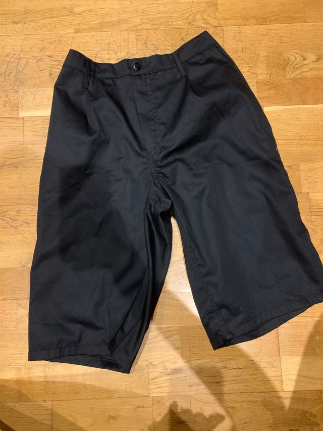 6 Bermuda - short talla M unisex