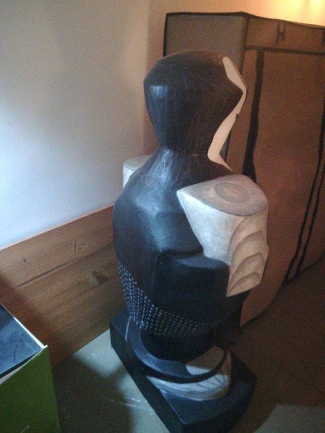 Liquidación escultura the kiss más de un metro