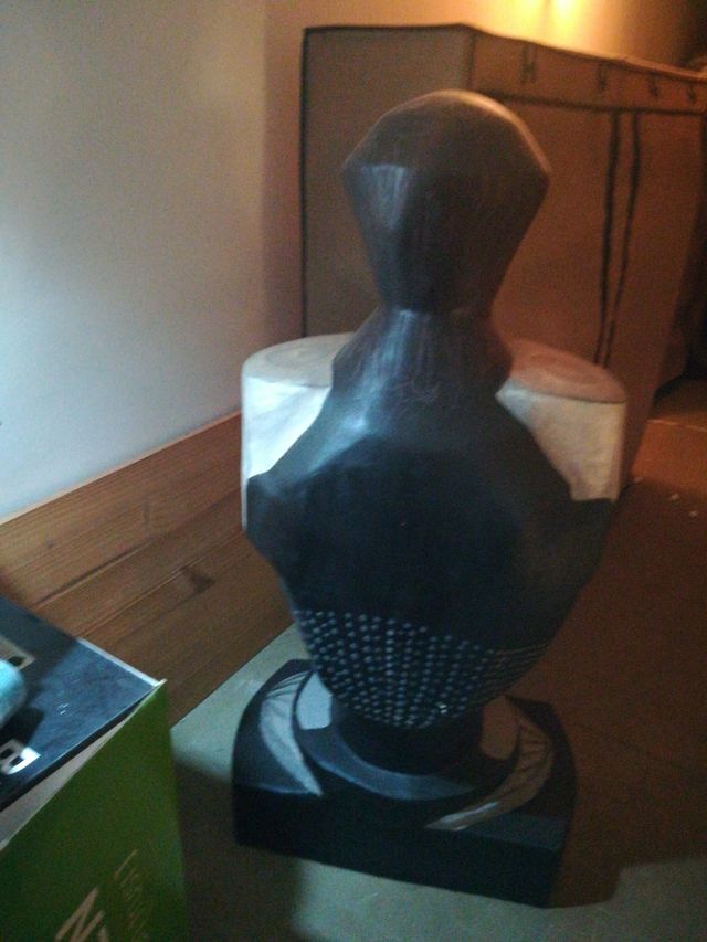 Liquidación escultura the kiss más de un metro