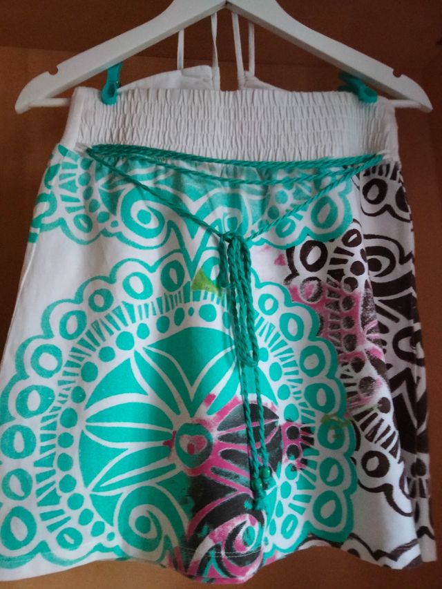 BLUSAS Y FALDAS "Rip Curl" "Roxy"