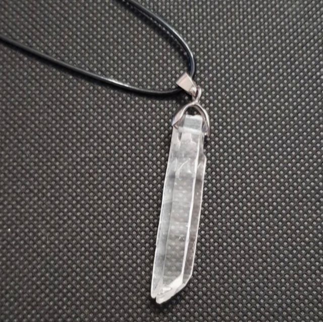 collana con pietra naturale