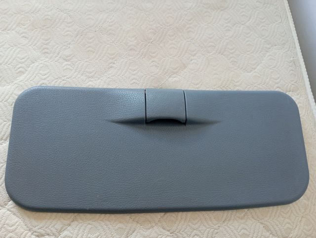 Tapa de la bandeja trasera del Peugeot 406