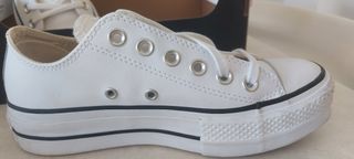 Converse All star piel mujer. de segunda mano por 60 EUR en Toledo en  WALLAPOP