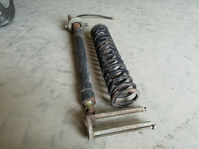 se vende botella elevadora de corte claas, 300e