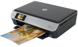 Impresora HP envy 5530 de segunda mano por 40 EUR en Las Torres en WALLAPOP