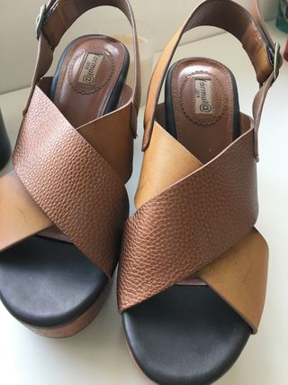 Sandalias 41 de segunda mano por 12 EUR en Catarroja en WALLAPOP