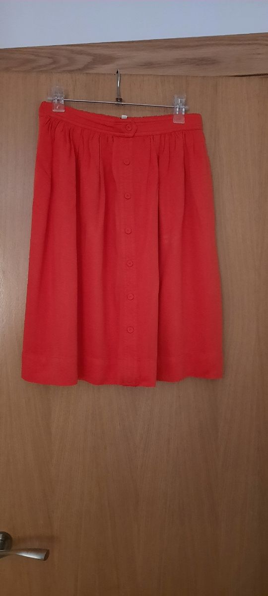 Falda naranja. Pepaloves. Talla M