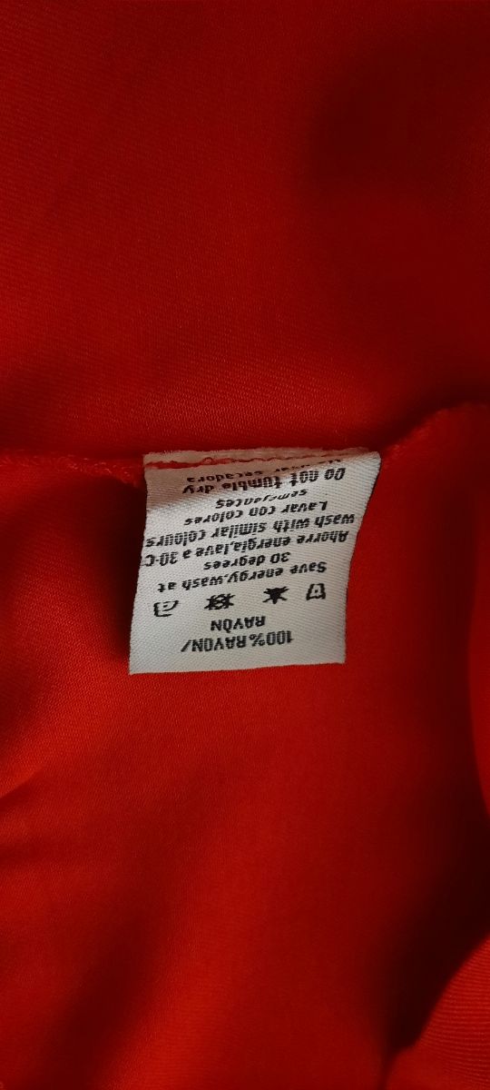 Falda naranja. Pepaloves. Talla M