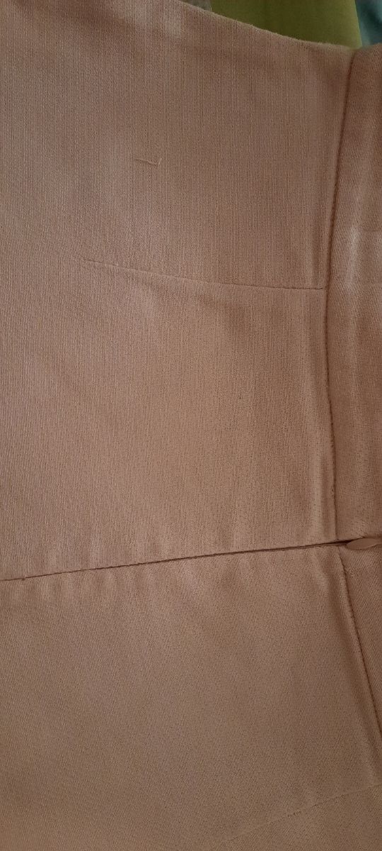 Falda rosa. Dolores Promesas. Talla 42