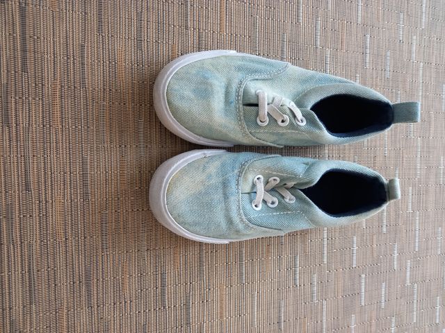 Zapatillas vaqueras para niño/a.