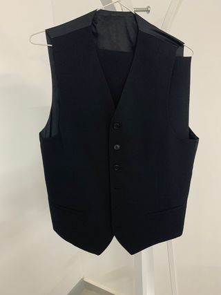 Traje hombre Cortefiel Negro de segunda mano por 25 EUR en Les Molines en  WALLAPOP