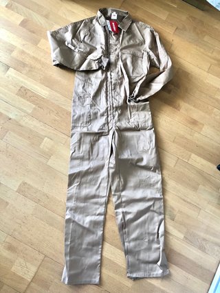 Mono de trabajo marca Velilla nuevo de segunda mano por 25 EUR en Parets  del Vallès en WALLAPOP