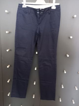 Pantalón chino azul marino de mujer de segunda mano por 5 EUR en Huelva en  WALLAPOP