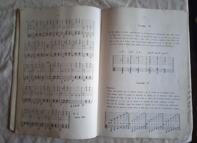 Curso de guitarra teórico práctico completo(1975)