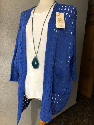 Chaqueta punto talla grande de segunda mano por 10 EUR en Valencia en  WALLAPOP