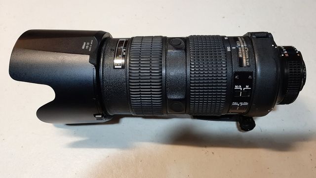 Tele objetivo Nikon 80-200 ED, 2.8.
