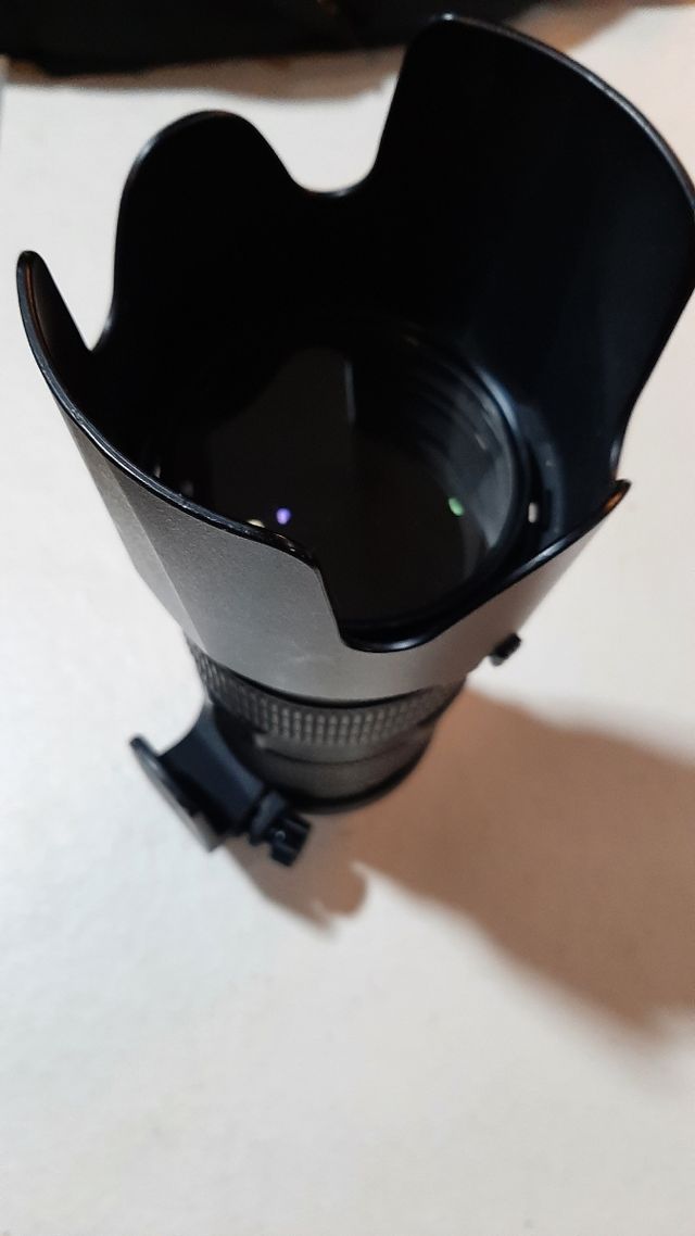 Tele objetivo Nikon 80-200 ED, 2.8.