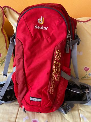 Mochila Deuter Compact 10 air exp de segunda mano por 45 EUR en La Arena en  WALLAPOP