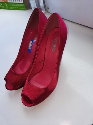 Tacones rosas marypaz de segunda mano por 7 EUR en Granada en WALLAPOP