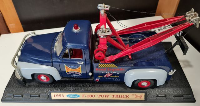 maqueta ford F-100 1953