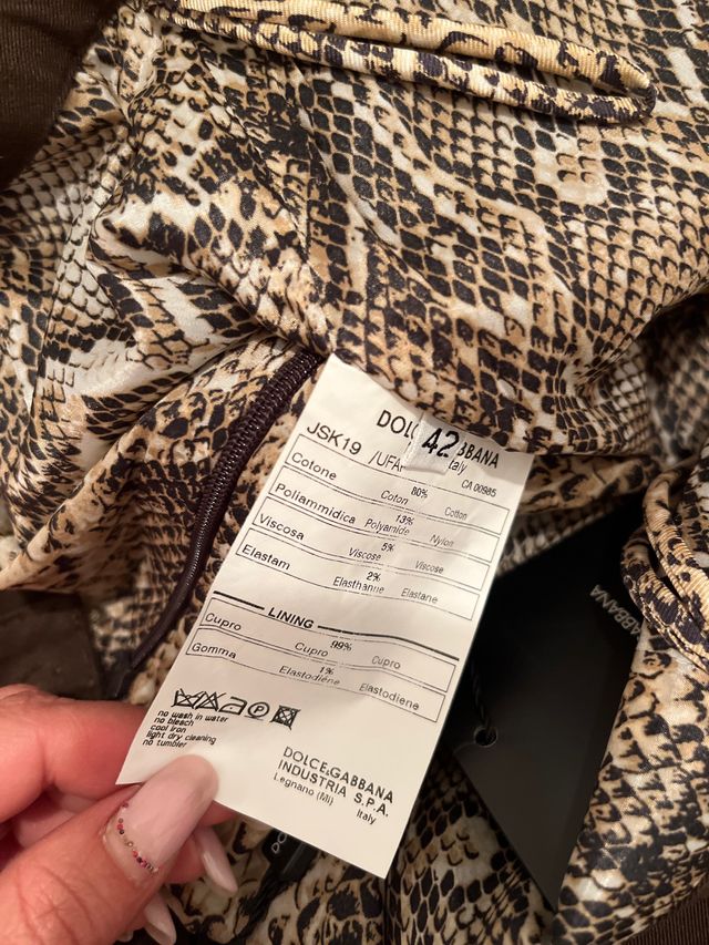 Dolce&Gabbana falda a estrenar a precio increible