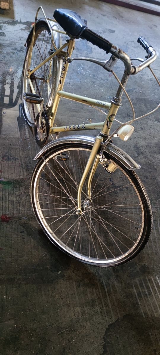 bicicleta ,paseo antigua orbea