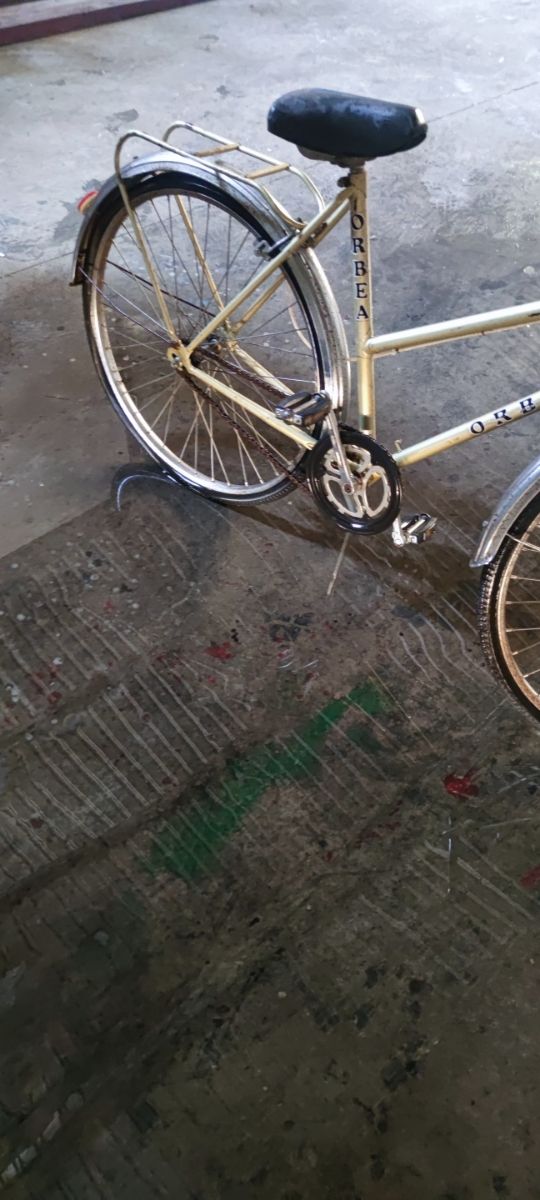 bicicleta ,paseo antigua orbea