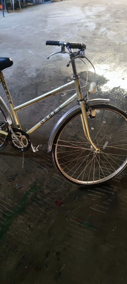 bicicleta ,paseo antigua orbea