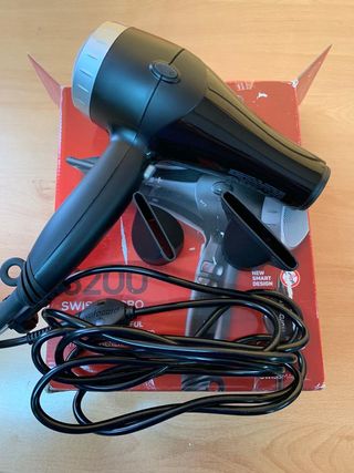 Secador de pelo profesional de segunda mano en Torrejón de Ardoz en WALLAPOP