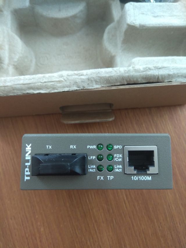 Convertidor de medios TP-Link MC110CS