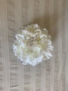 Flor de tela para tocados y cabello