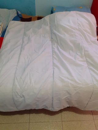 OFERTA!!!Edredón cuna bebé nuevo. de segunda mano por 5 EUR en Valencia en  WALLAPOP