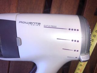 Secador y alisador de pelo Rowenta lissima de segunda mano por 26 EUR en  Málaga en WALLAPOP